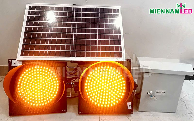 đèn chớp vàng đôi