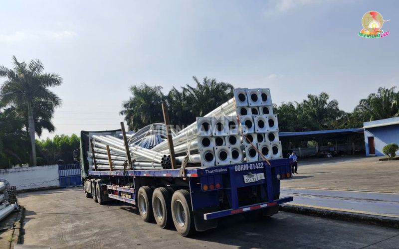 cột đèn cao áp 12m