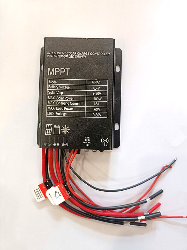 Bộ điều khiển sạc MPPT