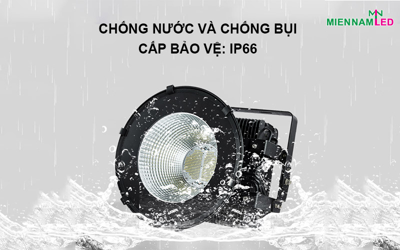 đèn cẩu tháp