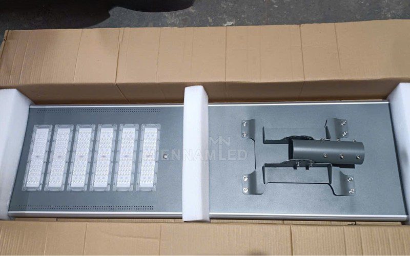 Đèn năng lượng mặt trời liền thể LS17 Miennamled (1)