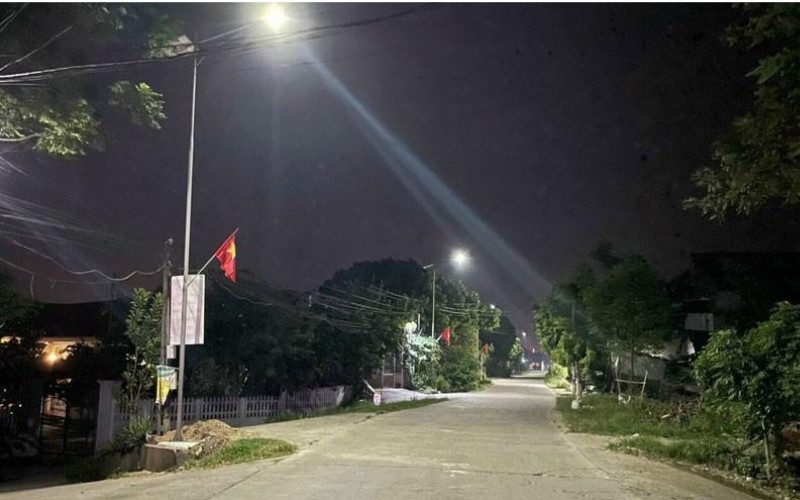 Chiếu sáng đường giao thông nông thôn (2)