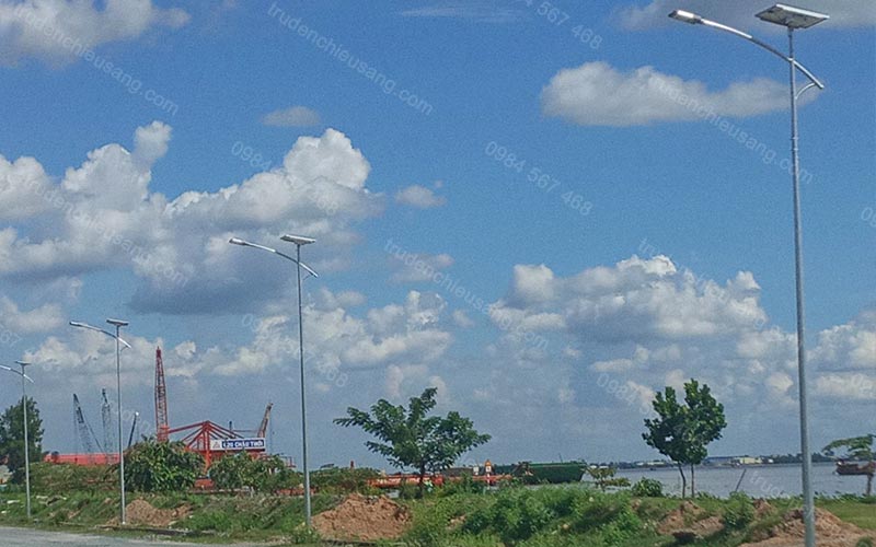 trụ đèn năng lượng mặt trời