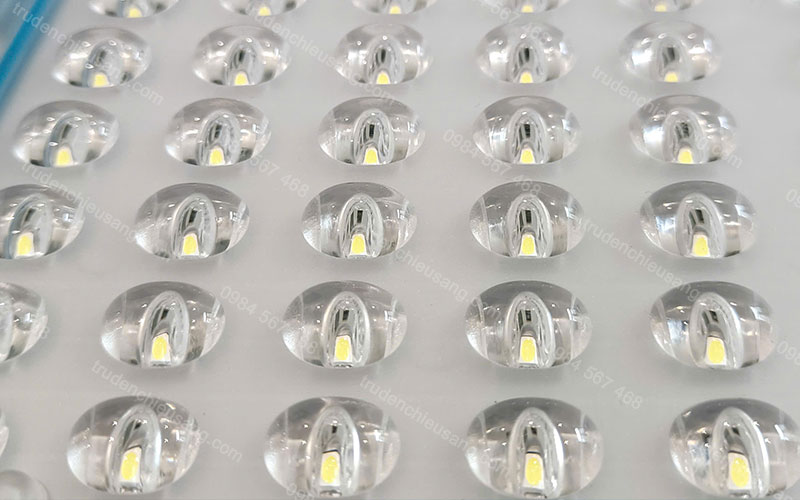 đèn năng lượng mặt trời đèn đường